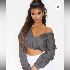 PrettyLittleThing Cropped Sweater. Size S